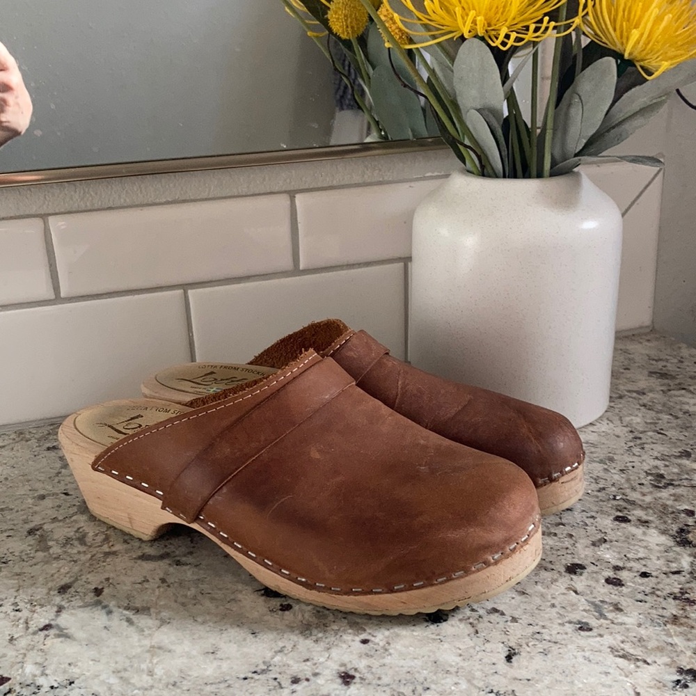 Lotta’s Wooden Clogs